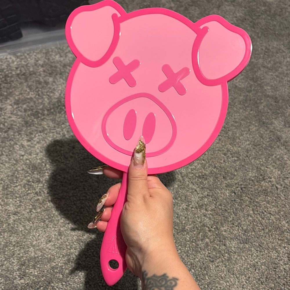 Jeffree Star Cosmetics Pink Pig-Shaped Hand Mirror